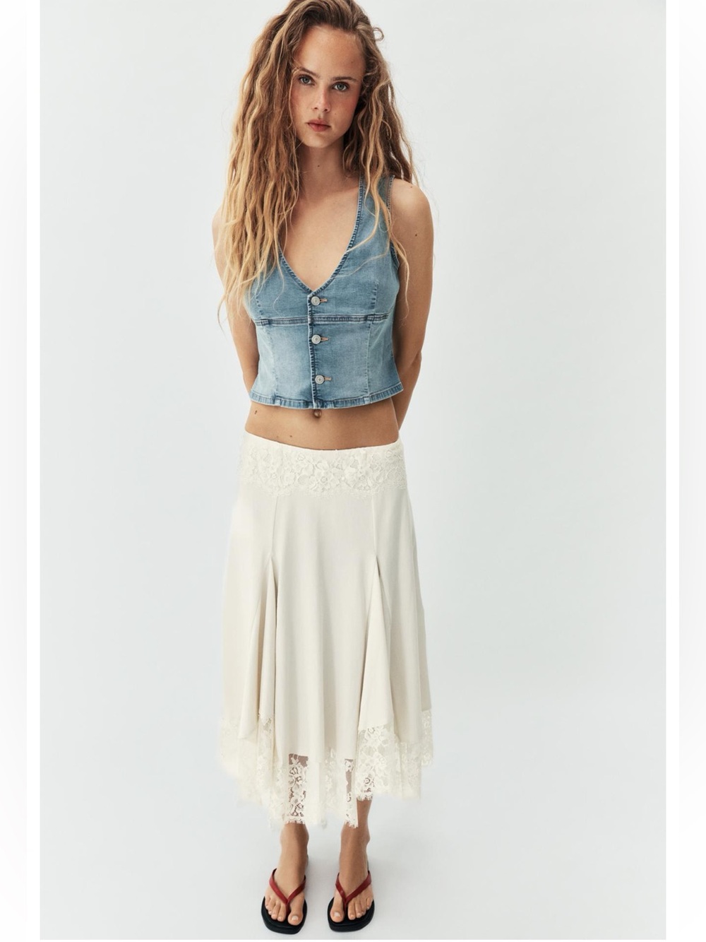 Zara VOLUMINOUS LACE MIDI SKIRT